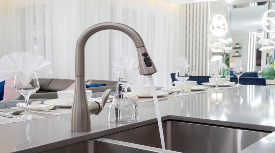 KISSIMMEE, Florida 34746, 4 Bedrooms Bedrooms, ,3 BathroomsBathrooms,Residential,For Sale,PARAGRAPH,0,MFRO6390218