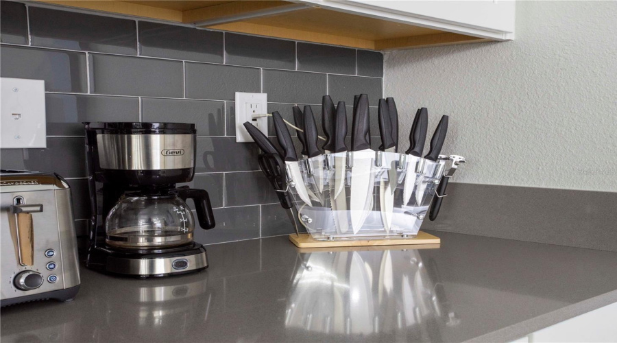 KISSIMMEE, Florida 34746, 4 Bedrooms Bedrooms, ,3 BathroomsBathrooms,Residential,For Sale,PARAGRAPH,0,MFRO6390218