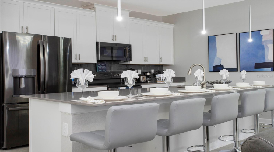 KISSIMMEE, Florida 34746, 4 Bedrooms Bedrooms, ,3 BathroomsBathrooms,Residential,For Sale,PARAGRAPH,0,MFRO6390218