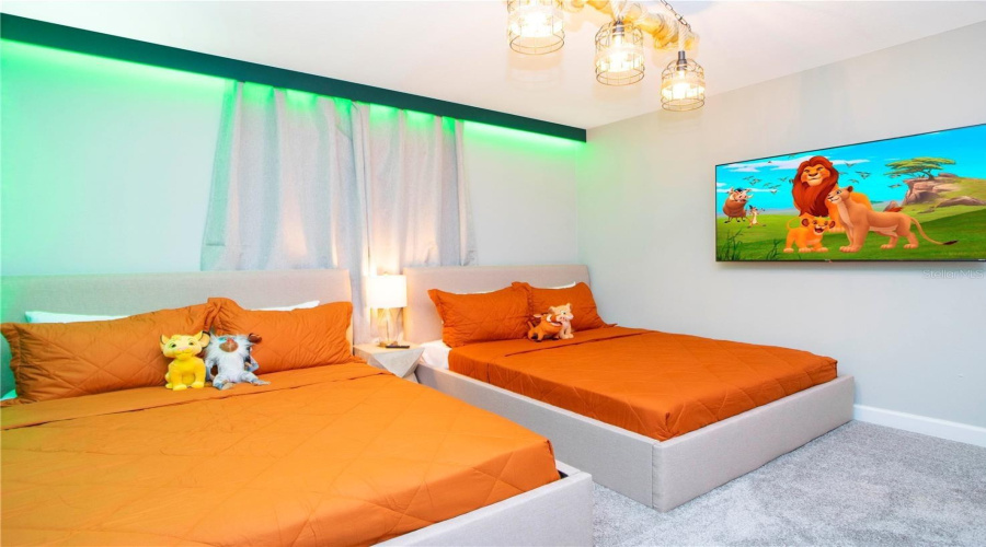 KISSIMMEE, Florida 34746, 4 Bedrooms Bedrooms, ,3 BathroomsBathrooms,Residential,For Sale,PARAGRAPH,0,MFRO6390218