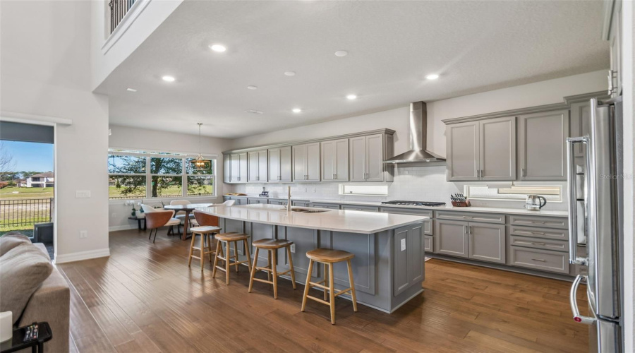 ORLANDO, Florida 32836, 4 Bedrooms Bedrooms, ,4 BathroomsBathrooms,Residential,For Sale,WOODLAND FOREST,0,MFRO6393453