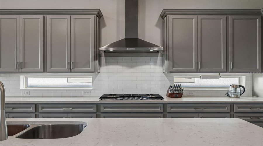 ORLANDO, Florida 32836, 4 Bedrooms Bedrooms, ,4 BathroomsBathrooms,Residential,For Sale,WOODLAND FOREST,0,MFRO6393453