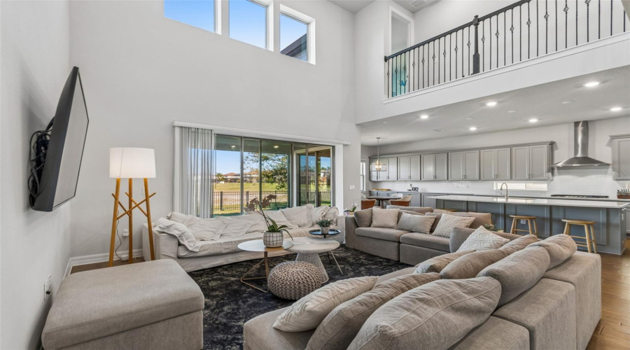 ORLANDO, Florida 32836, 4 Bedrooms Bedrooms, ,4 BathroomsBathrooms,Residential,For Sale,WOODLAND FOREST,0,MFRO6393453