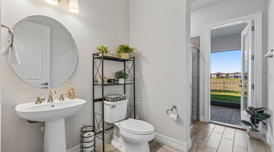 ORLANDO, Florida 32836, 4 Bedrooms Bedrooms, ,4 BathroomsBathrooms,Residential,For Sale,WOODLAND FOREST,0,MFRO6393453