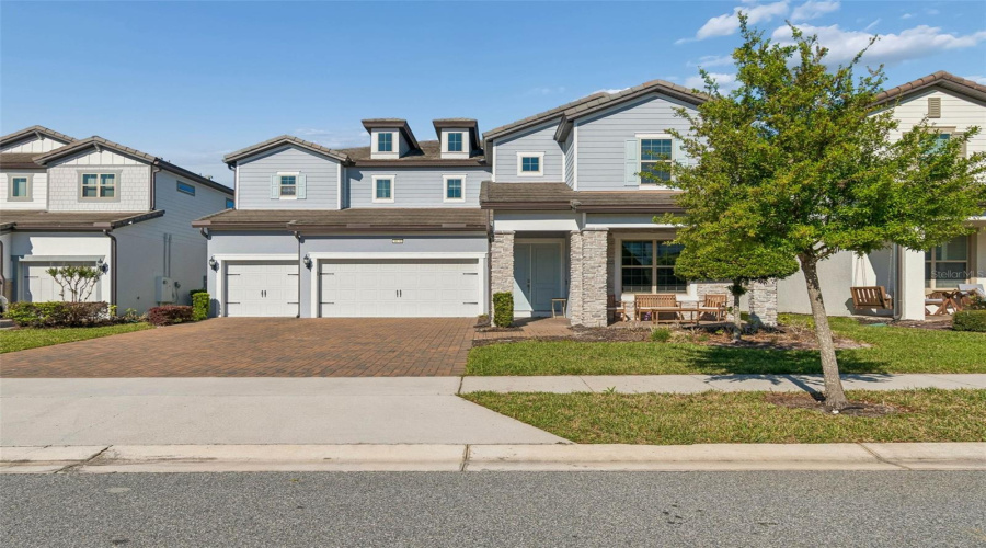 ORLANDO, Florida 32836, 4 Bedrooms Bedrooms, ,4 BathroomsBathrooms,Residential,For Sale,WOODLAND FOREST,0,MFRO6393453