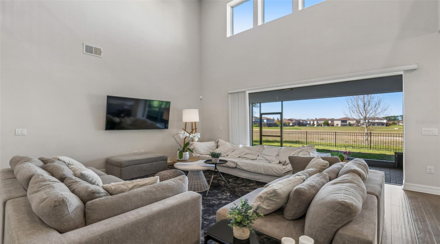 ORLANDO, Florida 32836, 4 Bedrooms Bedrooms, ,4 BathroomsBathrooms,Residential,For Sale,WOODLAND FOREST,0,MFRO6393453