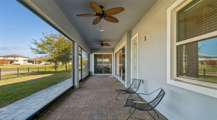 ORLANDO, Florida 32836, 4 Bedrooms Bedrooms, ,4 BathroomsBathrooms,Residential,For Sale,WOODLAND FOREST,0,MFRO6393453