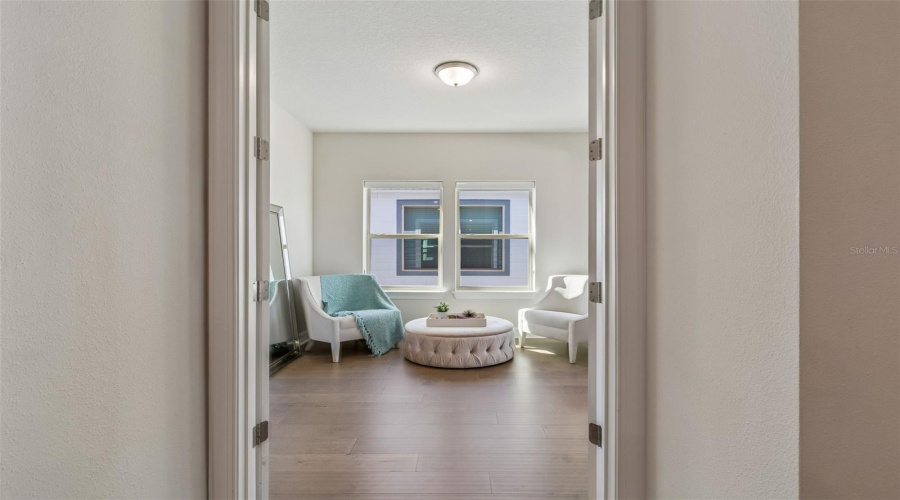 ORLANDO, Florida 32836, 4 Bedrooms Bedrooms, ,4 BathroomsBathrooms,Residential,For Sale,WOODLAND FOREST,0,MFRO6393453