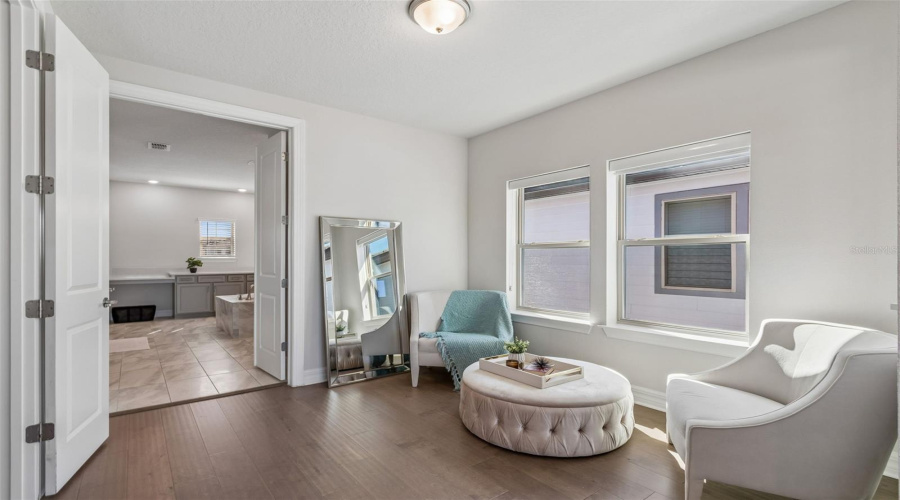 ORLANDO, Florida 32836, 4 Bedrooms Bedrooms, ,4 BathroomsBathrooms,Residential,For Sale,WOODLAND FOREST,0,MFRO6393453