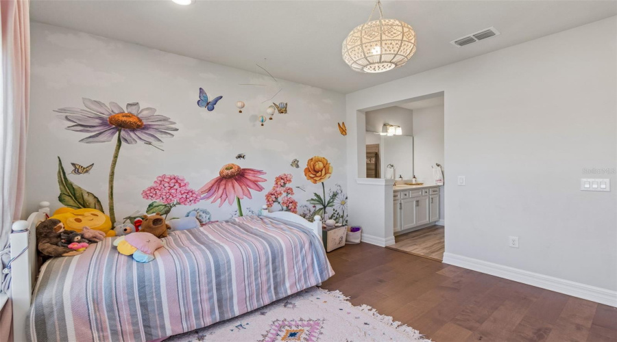 ORLANDO, Florida 32836, 4 Bedrooms Bedrooms, ,4 BathroomsBathrooms,Residential,For Sale,WOODLAND FOREST,0,MFRO6393453