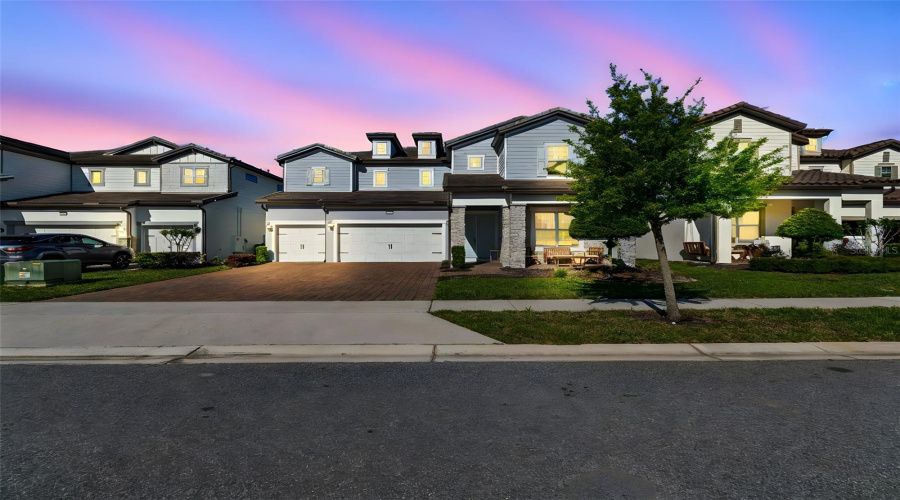 ORLANDO, Florida 32836, 4 Bedrooms Bedrooms, ,4 BathroomsBathrooms,Residential,For Sale,WOODLAND FOREST,0,MFRO6393453