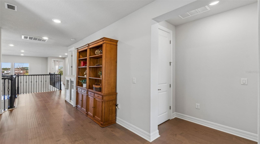 ORLANDO, Florida 32836, 4 Bedrooms Bedrooms, ,4 BathroomsBathrooms,Residential,For Sale,WOODLAND FOREST,0,MFRO6393453