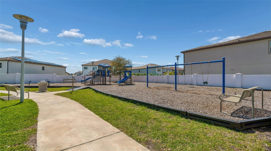 ORLANDO, Florida 32836, 4 Bedrooms Bedrooms, ,4 BathroomsBathrooms,Residential,For Sale,WOODLAND FOREST,0,MFRO6393453