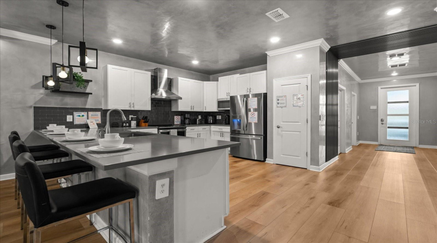 KISSIMMEE, Florida 34746, 8 Bedrooms Bedrooms, ,5 BathroomsBathrooms,Residential,For Sale,PROLOGUE,0,MFRO6393364