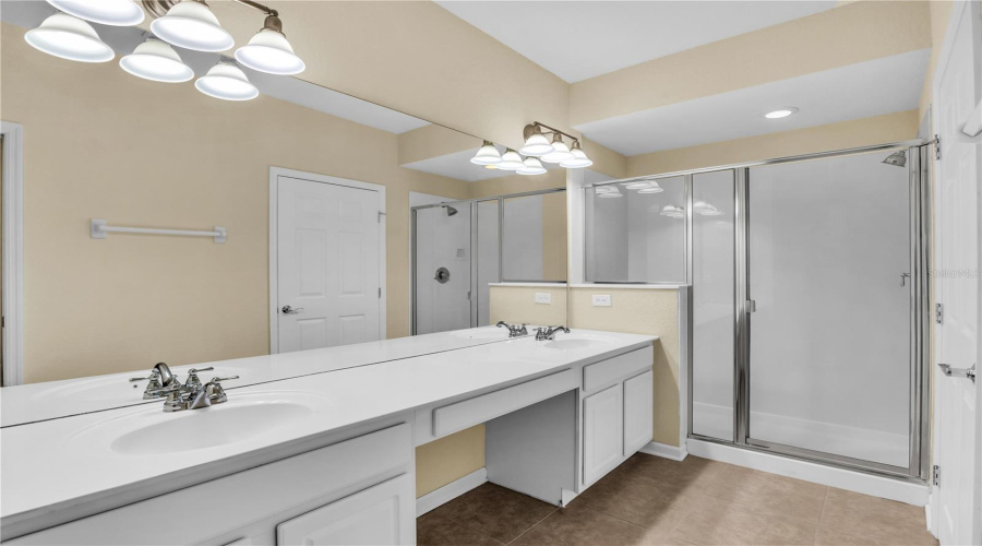 DAVENPORT, Florida 33896, 2 Bedrooms Bedrooms, ,2 BathroomsBathrooms,Residential,For Sale,GRADY LN,0,MFRO6387764