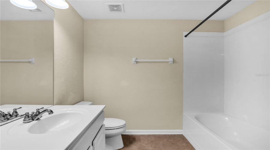 DAVENPORT, Florida 33896, 2 Bedrooms Bedrooms, ,2 BathroomsBathrooms,Residential,For Sale,GRADY LN,0,MFRO6387764