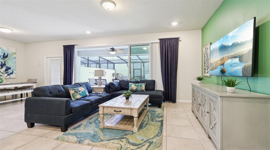 DAVENPORT, Florida 33897, 5 Bedrooms Bedrooms, ,4 BathroomsBathrooms,Residential,For Sale,JETTY WAY,0,MFRV4948120