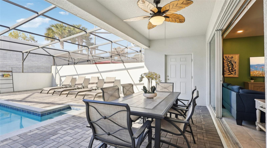 DAVENPORT, Florida 33897, 5 Bedrooms Bedrooms, ,4 BathroomsBathrooms,Residential,For Sale,JETTY WAY,0,MFRV4948120