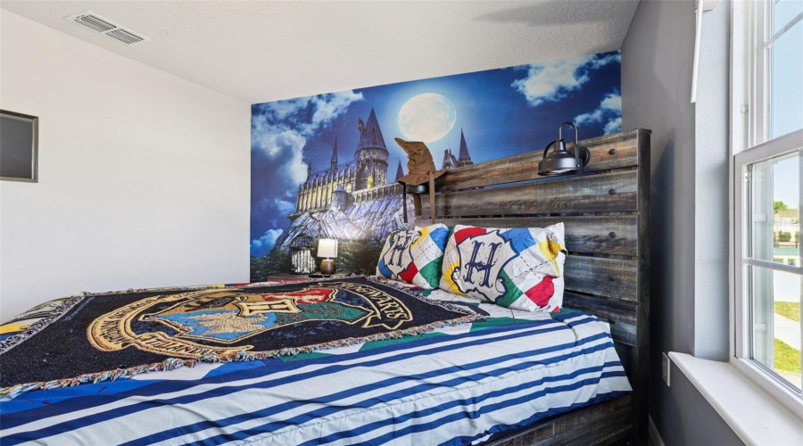 DAVENPORT, Florida 33897, 5 Bedrooms Bedrooms, ,4 BathroomsBathrooms,Residential,For Sale,JETTY WAY,0,MFRV4948120