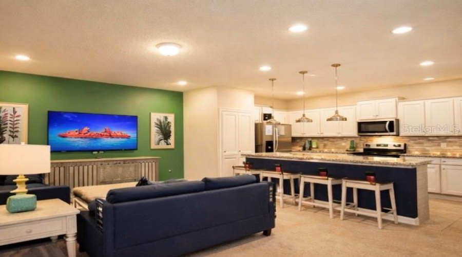 DAVENPORT, Florida 33897, 5 Bedrooms Bedrooms, ,4 BathroomsBathrooms,Residential,For Sale,JETTY WAY,0,MFRV4948120