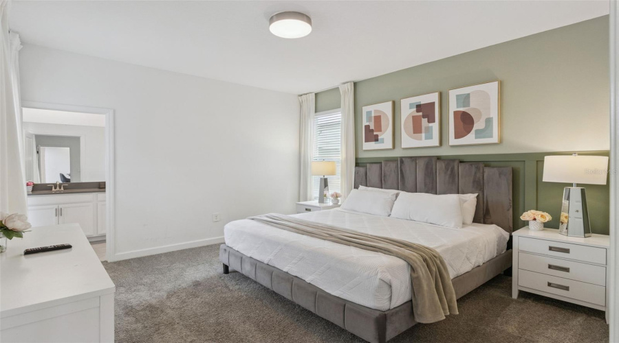 Bedroom 2 -First Floor - Pool Bath 2 Ensuite