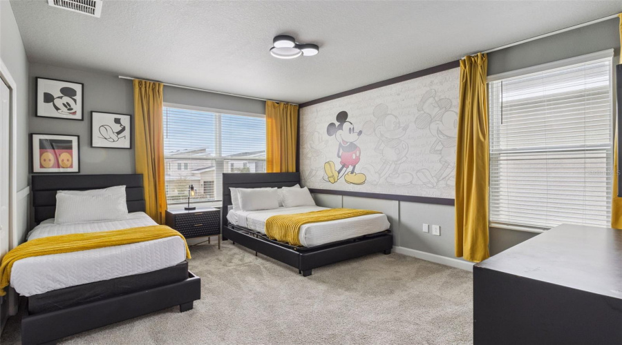 Double Bed Kids Themed Room