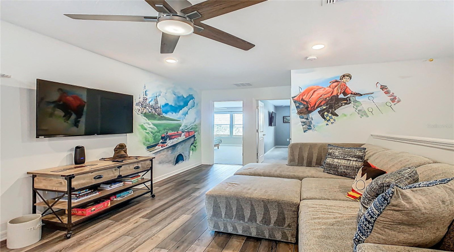 DAVENPORT, Florida 33897, 5 Bedrooms Bedrooms, ,4 BathroomsBathrooms,Residential,For Sale,PARADISE,0,MFRO6393500