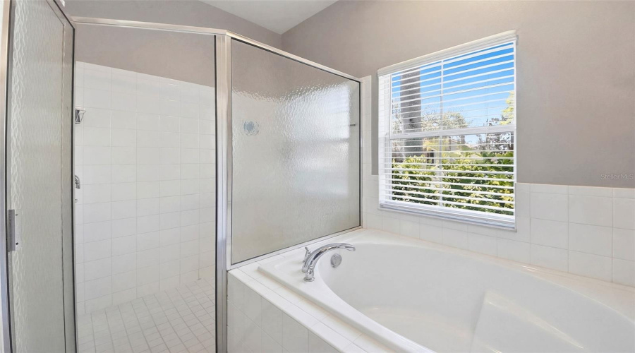 KISSIMMEE, Florida 34746, 3 Bedrooms Bedrooms, ,2 BathroomsBathrooms,Residential,For Sale,NORTHWOODS,0,MFRO6392032