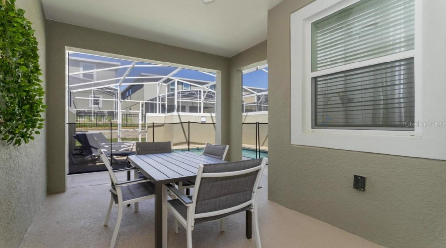 DAVENPORT, Florida 33896, 4 Bedrooms Bedrooms, ,3 BathroomsBathrooms,Residential,For Sale,SPLASH SHOT,0,MFRO6393859