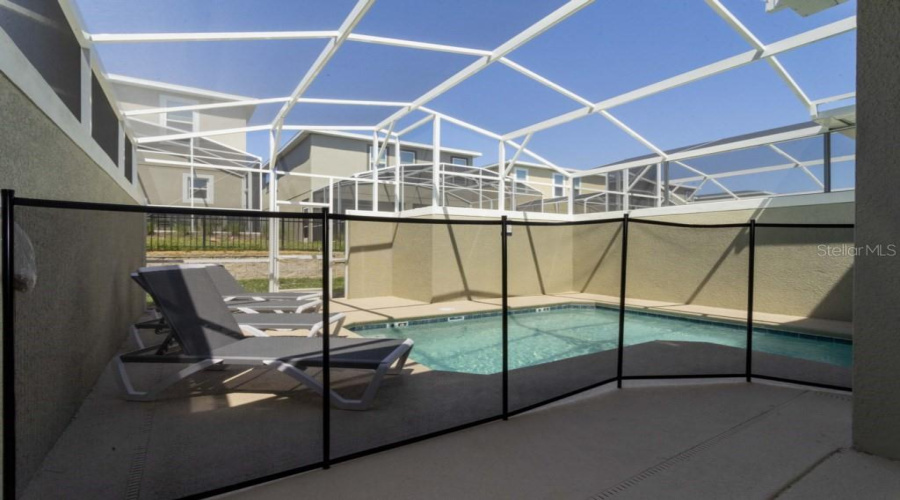 DAVENPORT, Florida 33896, 4 Bedrooms Bedrooms, ,3 BathroomsBathrooms,Residential,For Sale,SPLASH SHOT,0,MFRO6393859