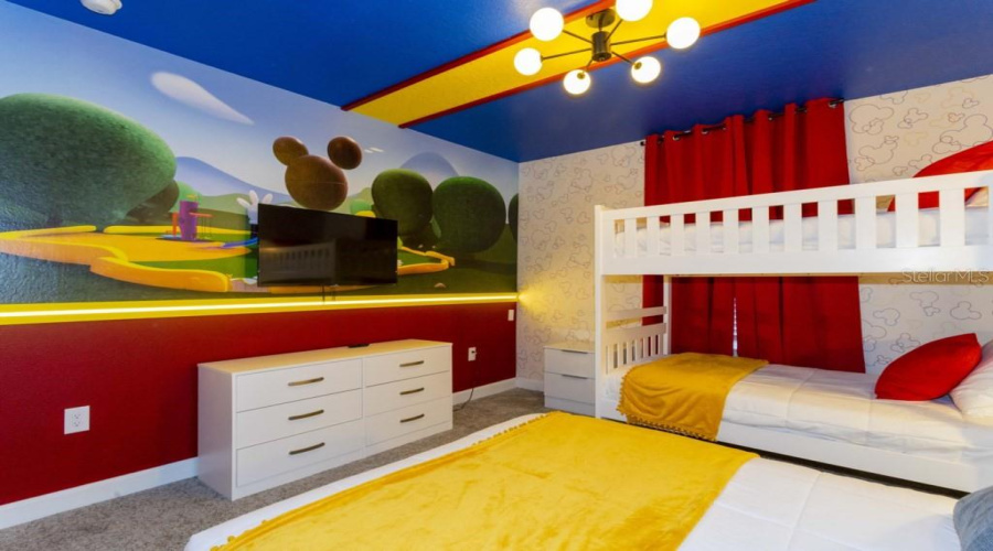 DAVENPORT, Florida 33896, 4 Bedrooms Bedrooms, ,3 BathroomsBathrooms,Residential,For Sale,SPLASH SHOT,0,MFRO6393859