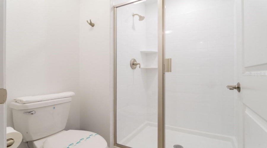 DAVENPORT, Florida 33896, 4 Bedrooms Bedrooms, ,3 BathroomsBathrooms,Residential,For Sale,SPLASH SHOT,0,MFRO6393859