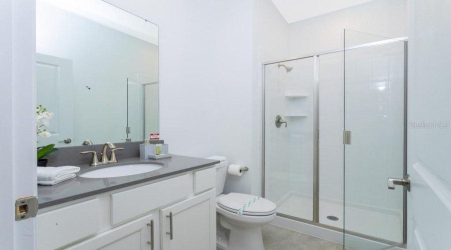 DAVENPORT, Florida 33896, 4 Bedrooms Bedrooms, ,3 BathroomsBathrooms,Residential,For Sale,SPLASH SHOT,0,MFRO6393859