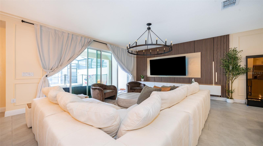 KISSIMMEE, Florida 34747, 5 Bedrooms Bedrooms, ,4 BathroomsBathrooms,Residential,For Sale,TROPICAL PALMS,0,MFRO6325817