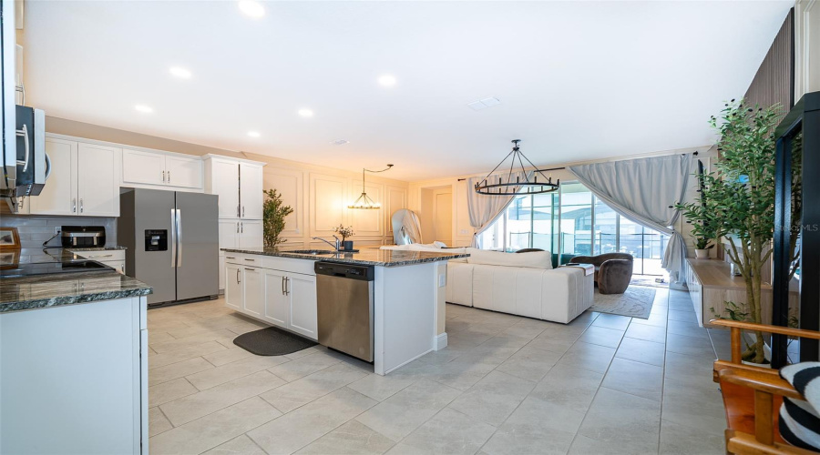 KISSIMMEE, Florida 34747, 5 Bedrooms Bedrooms, ,4 BathroomsBathrooms,Residential,For Sale,TROPICAL PALMS,0,MFRO6325817