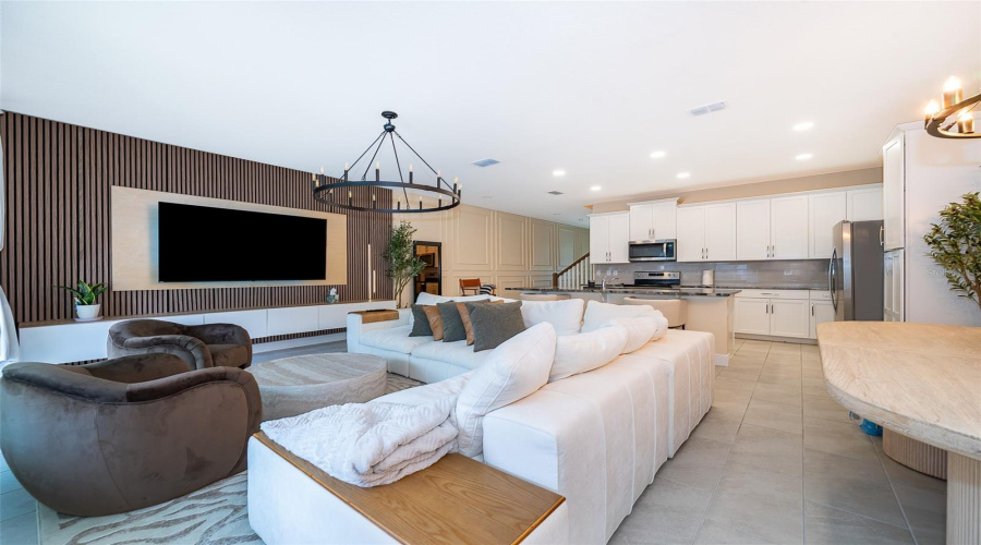 KISSIMMEE, Florida 34747, 5 Bedrooms Bedrooms, ,4 BathroomsBathrooms,Residential,For Sale,TROPICAL PALMS,0,MFRO6325817