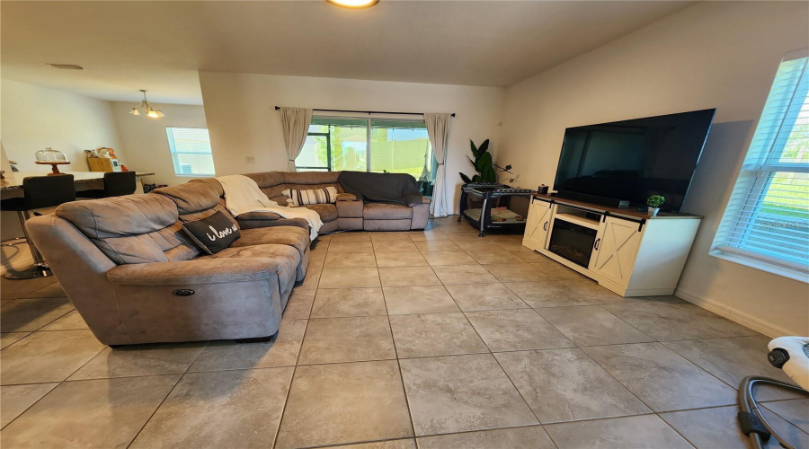 DAVENPORT, Florida 33837, 4 Bedrooms Bedrooms, ,3 BathroomsBathrooms,Residential,For Sale,ANNABELLE,0,MFRS5122656