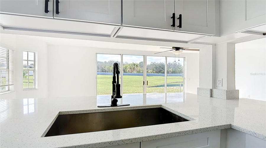 DAVENPORT, Florida 33897, 4 Bedrooms Bedrooms, ,3 BathroomsBathrooms,Residential,For Sale,COCO PLUM,0,MFRS5146318