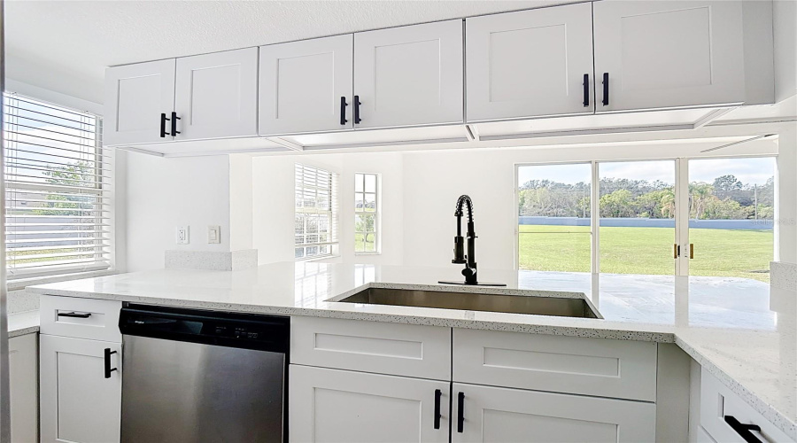 DAVENPORT, Florida 33897, 4 Bedrooms Bedrooms, ,3 BathroomsBathrooms,Residential,For Sale,COCO PLUM,0,MFRS5146318