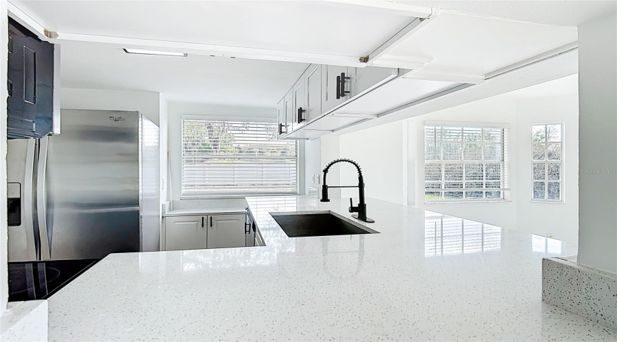 DAVENPORT, Florida 33897, 4 Bedrooms Bedrooms, ,3 BathroomsBathrooms,Residential,For Sale,COCO PLUM,0,MFRS5146318