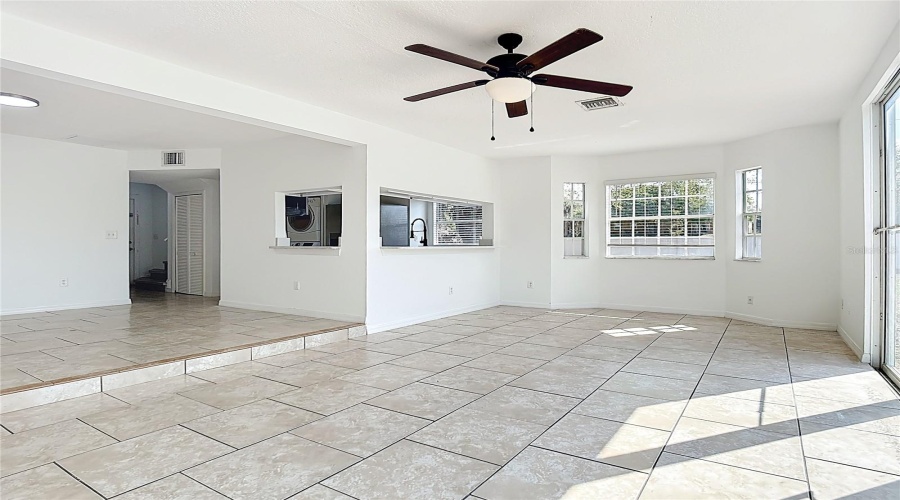 DAVENPORT, Florida 33897, 4 Bedrooms Bedrooms, ,3 BathroomsBathrooms,Residential,For Sale,COCO PLUM,0,MFRS5146318