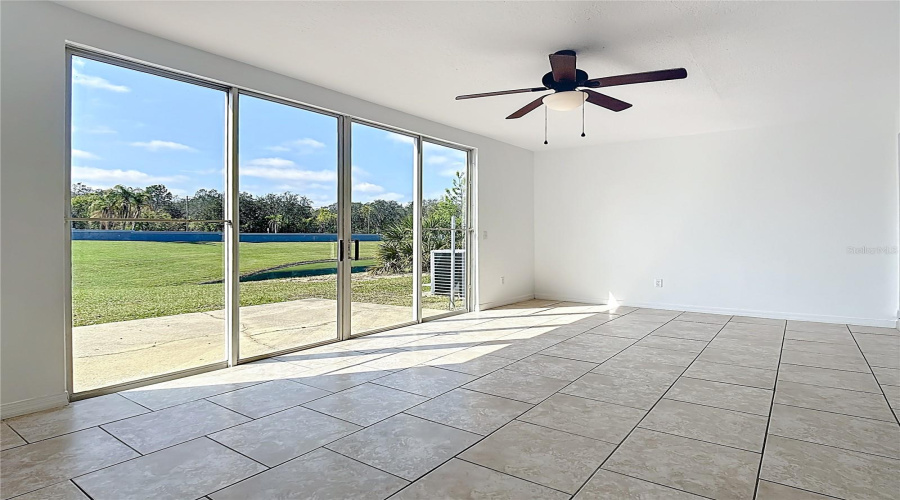 DAVENPORT, Florida 33897, 4 Bedrooms Bedrooms, ,3 BathroomsBathrooms,Residential,For Sale,COCO PLUM,0,MFRS5146318