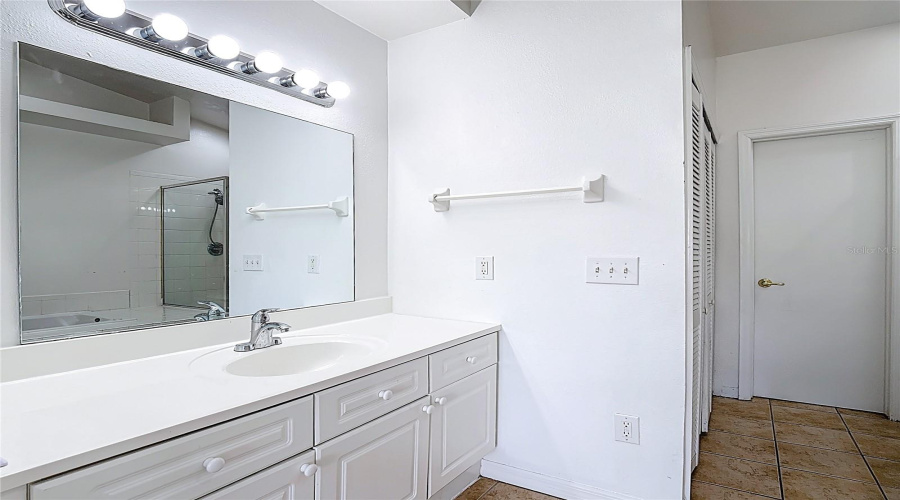 DAVENPORT, Florida 33897, 4 Bedrooms Bedrooms, ,3 BathroomsBathrooms,Residential,For Sale,COCO PLUM,0,MFRS5146318