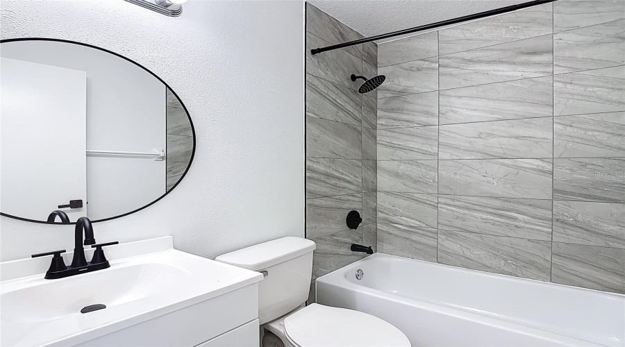 DAVENPORT, Florida 33897, 4 Bedrooms Bedrooms, ,3 BathroomsBathrooms,Residential,For Sale,COCO PLUM,0,MFRS5146318