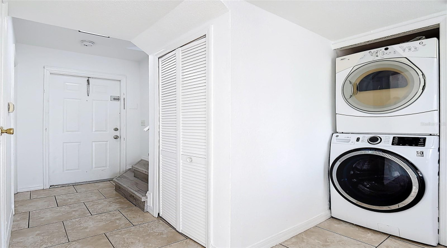 DAVENPORT, Florida 33897, 4 Bedrooms Bedrooms, ,3 BathroomsBathrooms,Residential,For Sale,COCO PLUM,0,MFRS5146318