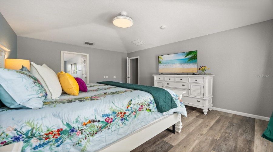 KISSIMMEE, Florida 34747, 7 Bedrooms Bedrooms, ,4 BathroomsBathrooms,Residential,For Sale,TEASCONE,0,MFRO6393280