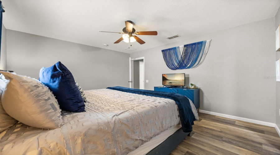 KISSIMMEE, Florida 34747, 7 Bedrooms Bedrooms, ,4 BathroomsBathrooms,Residential,For Sale,TEASCONE,0,MFRO6393280