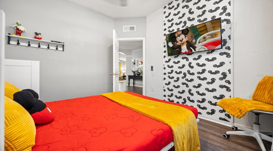 KISSIMMEE, Florida 34747, 7 Bedrooms Bedrooms, ,4 BathroomsBathrooms,Residential,For Sale,TEASCONE,0,MFRO6393280