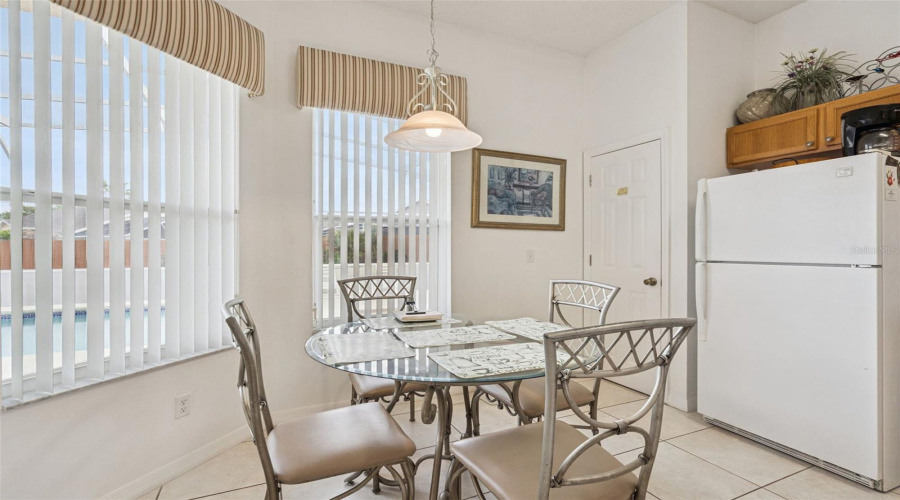 DAVENPORT, Florida 33897, 4 Bedrooms Bedrooms, ,3 BathroomsBathrooms,Residential,For Sale,BLOOMINGDALE,0,MFRS5146553