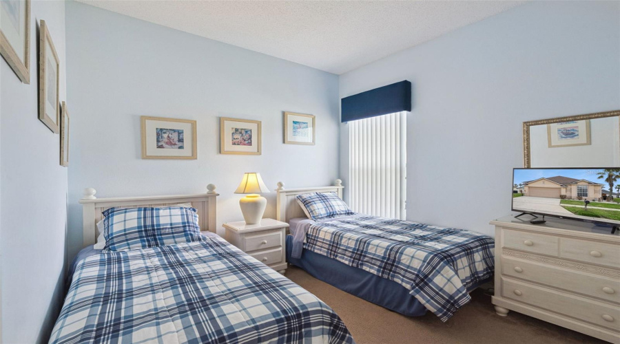 DAVENPORT, Florida 33897, 4 Bedrooms Bedrooms, ,3 BathroomsBathrooms,Residential,For Sale,BLOOMINGDALE,0,MFRS5146553